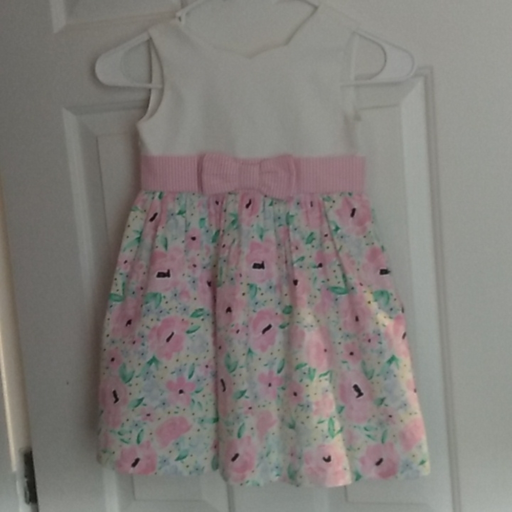 Crown and Ivy girls dress